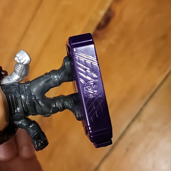 Marvel 2020 McDonald's Toy - Picture 5 of 7